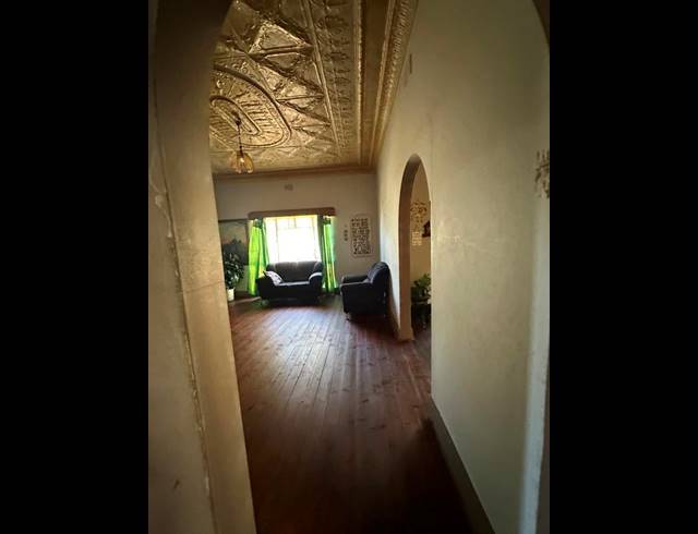 3 BEDROOM HOUSE FOR SALE IN SELECTION PARK